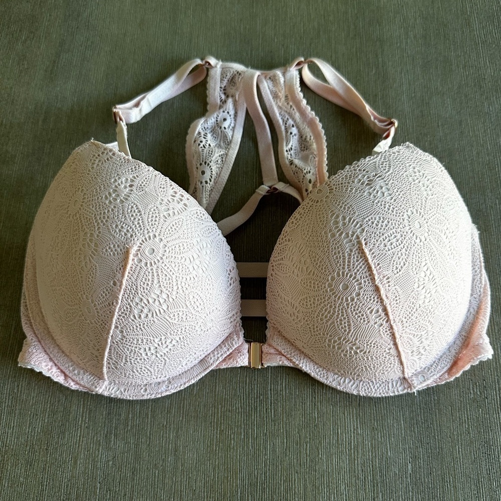 Victoria's Secret Blush Lace Bra